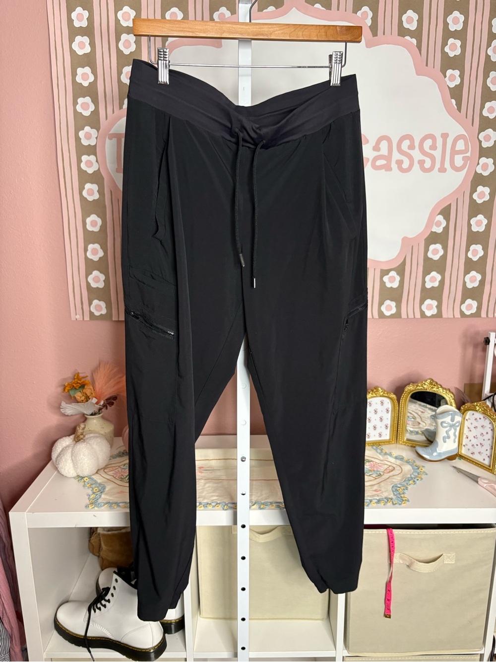 Athleta Venture Pants Black Drawstring Jogger Pants - Women